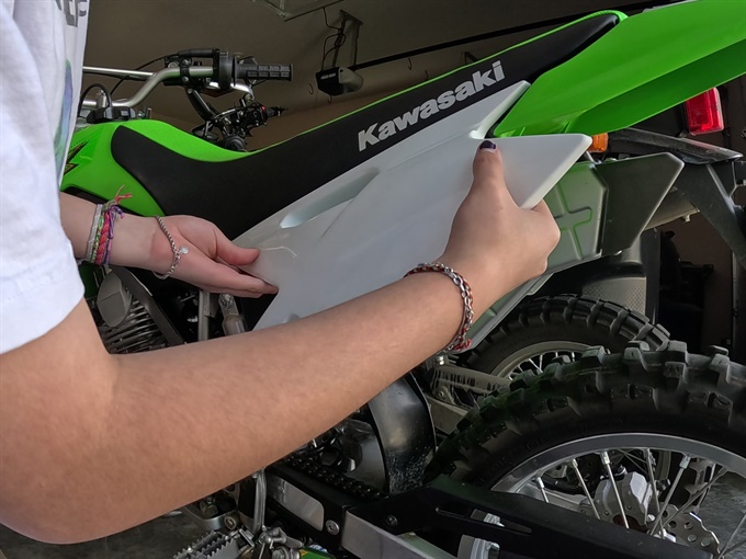 KLX140L - installing the left side cover